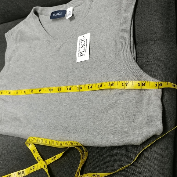 NWT V-Neck Sweater Vest Boys 16 XXL Smoke Grey The Children’s Place - Picture 11 of 13